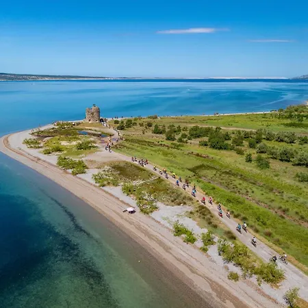 Lux * Starigrad Paklenica